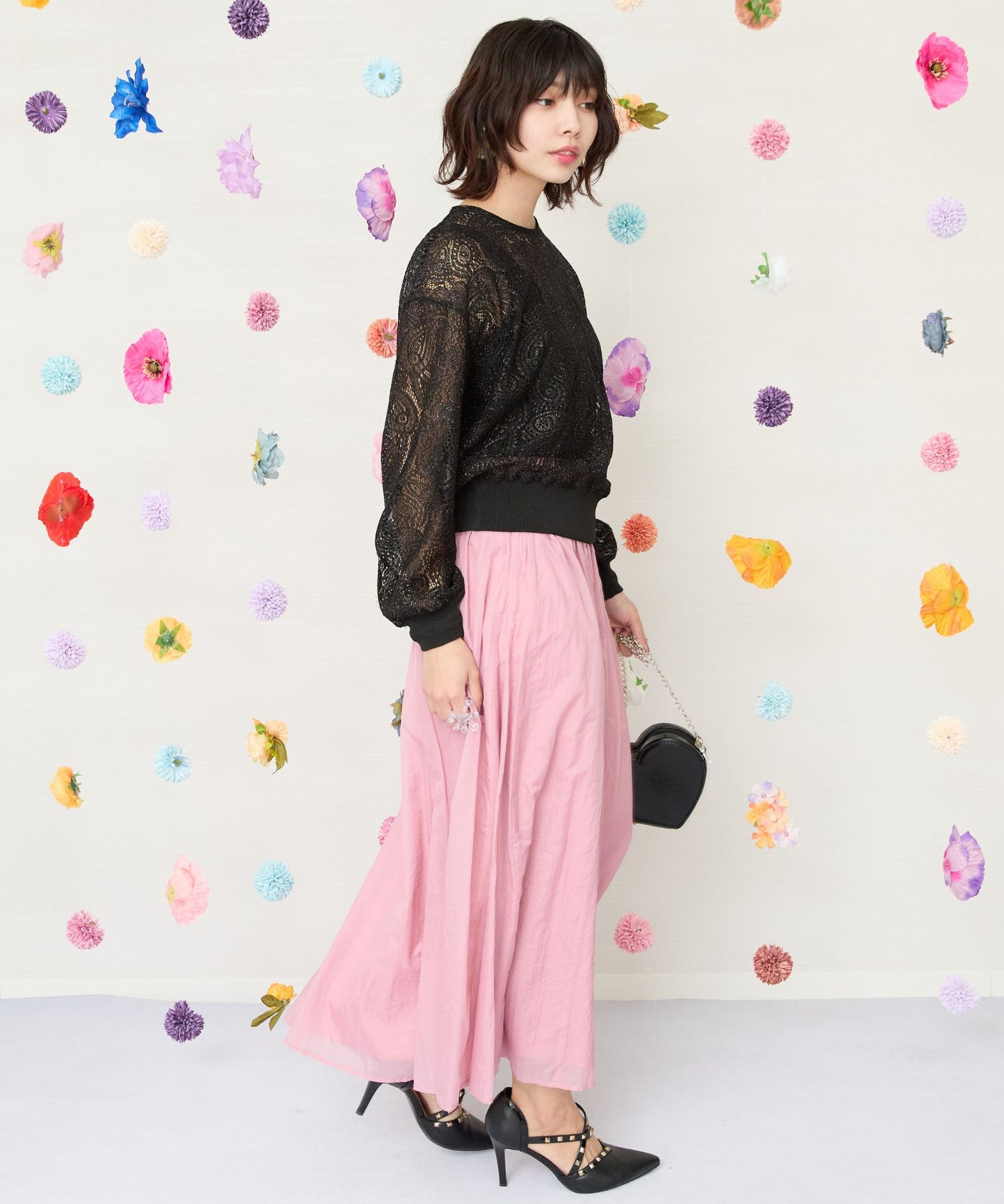 【JETSET SOLO PLUS】ペイズリーラメレース裾リブブラウス