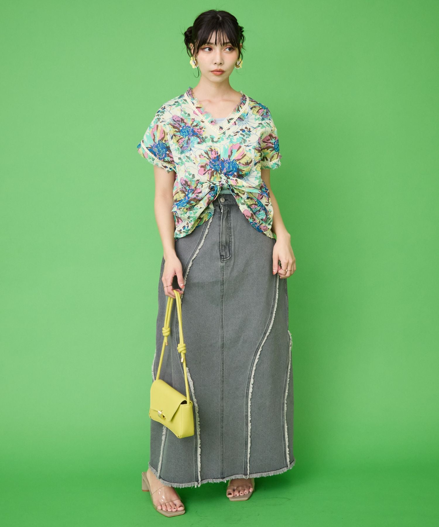 【INDUS luxury for JETSET SOLO PLUS】フラワープリントノットブラウス