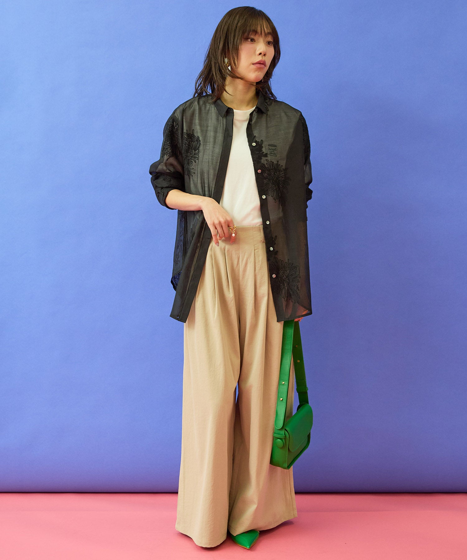 【FONT LAB】オーガンジー×3Dフラワーシャツ