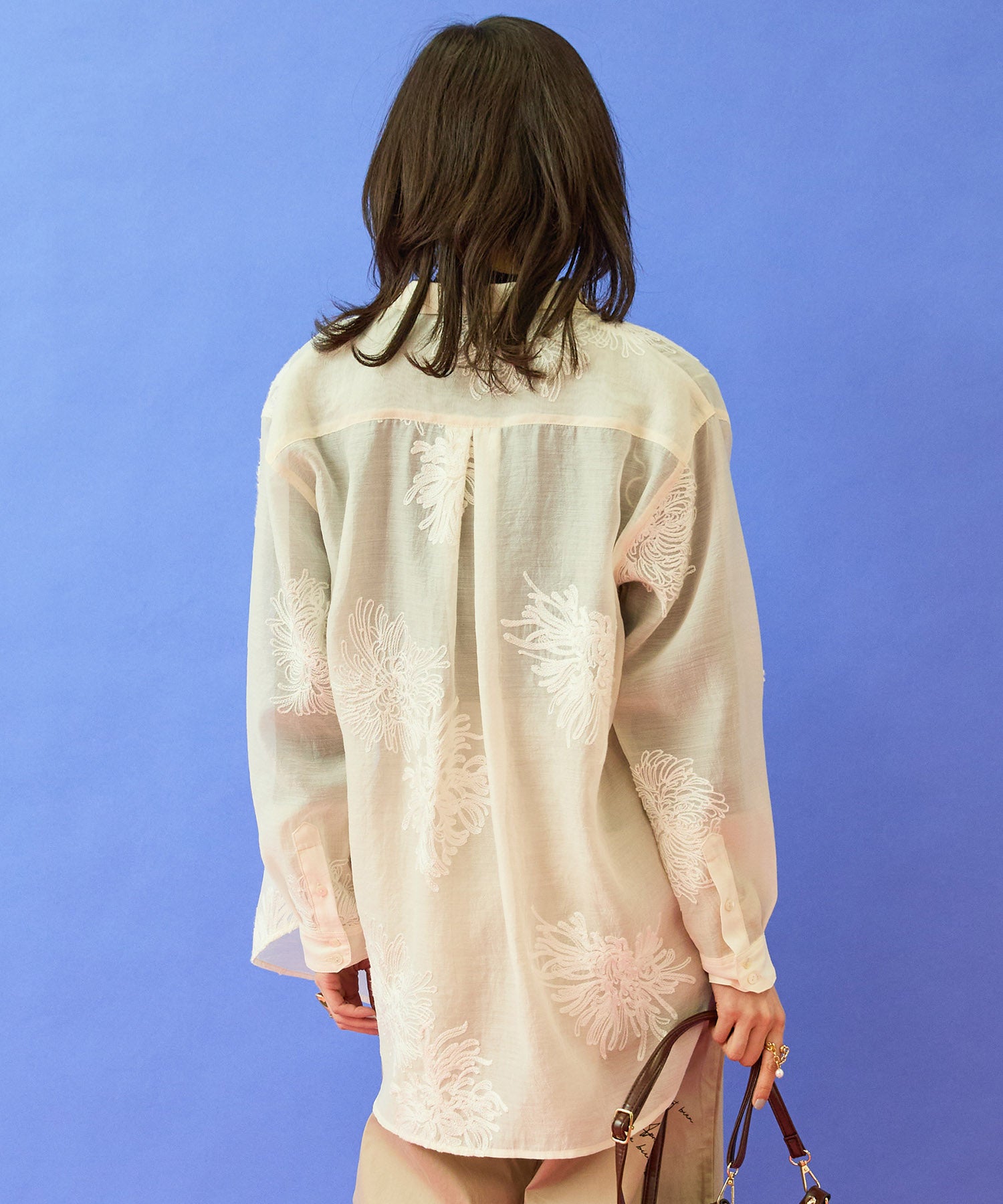 【FONT LAB】オーガンジー×3Dフラワーシャツ