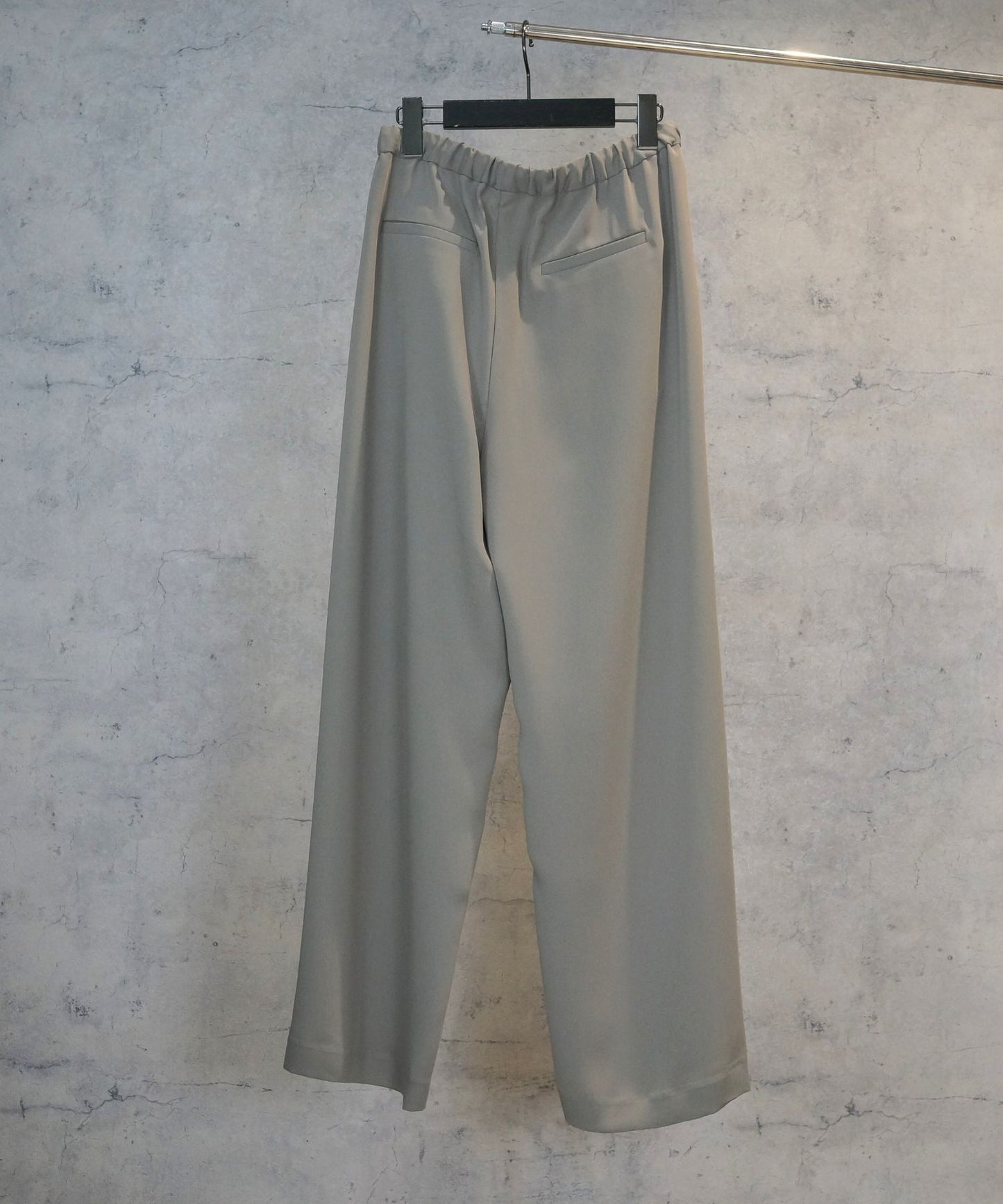 【JETSET SOLO PLUS】Wクロスセンタープレスイージーパンツ