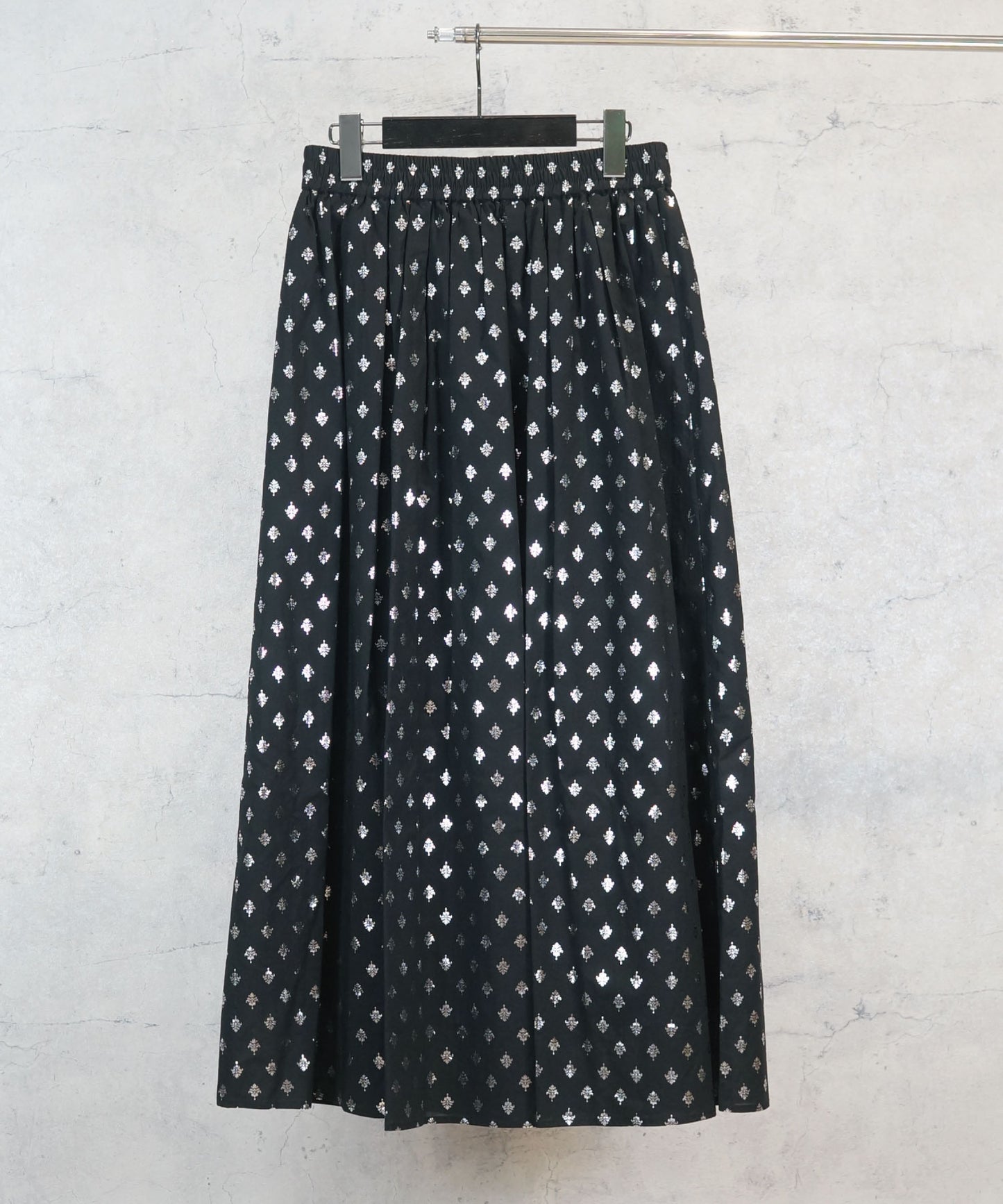 【JETSET SOLO PLUS】ホイルプリントギャザースカート