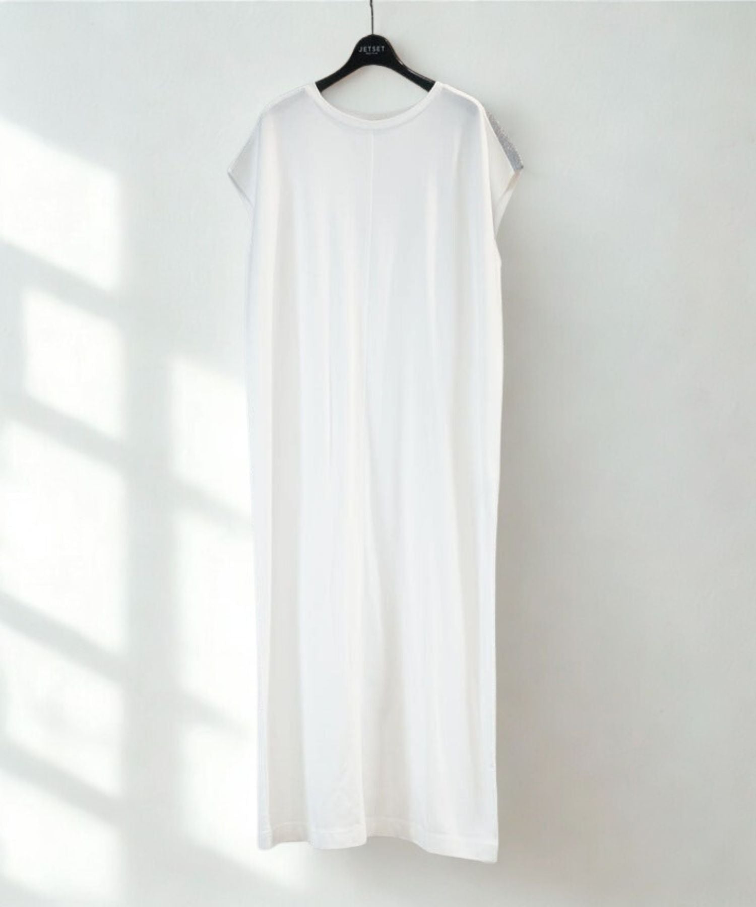 【FONT LAB】バックラメラインカットワンピース