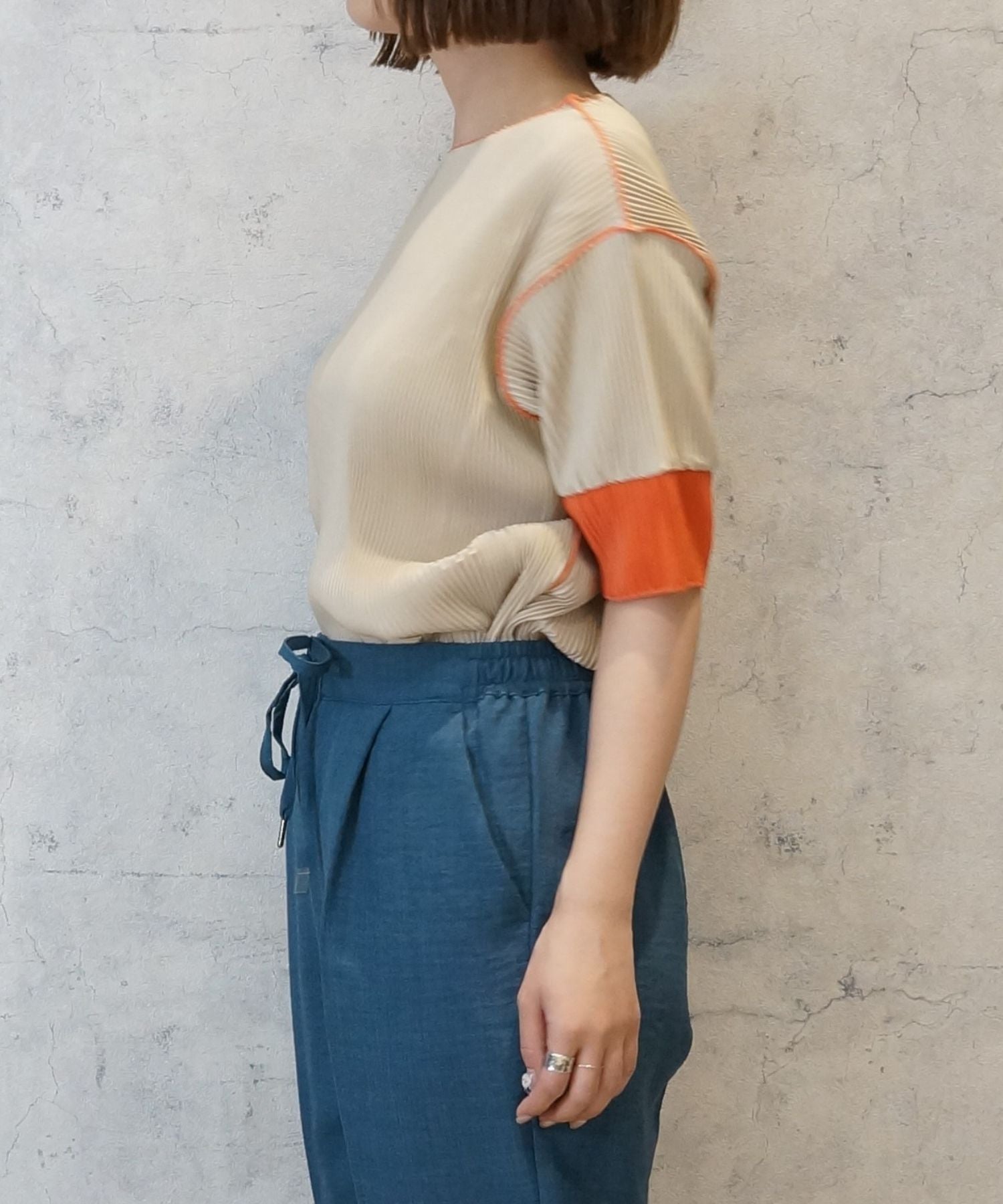 【FONT LAB】プリーツバイカラースリーブカットソー