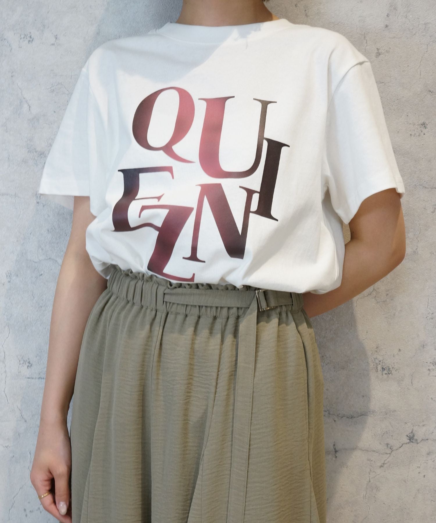 【FONT LAB】温感プリントロゴTシャツ