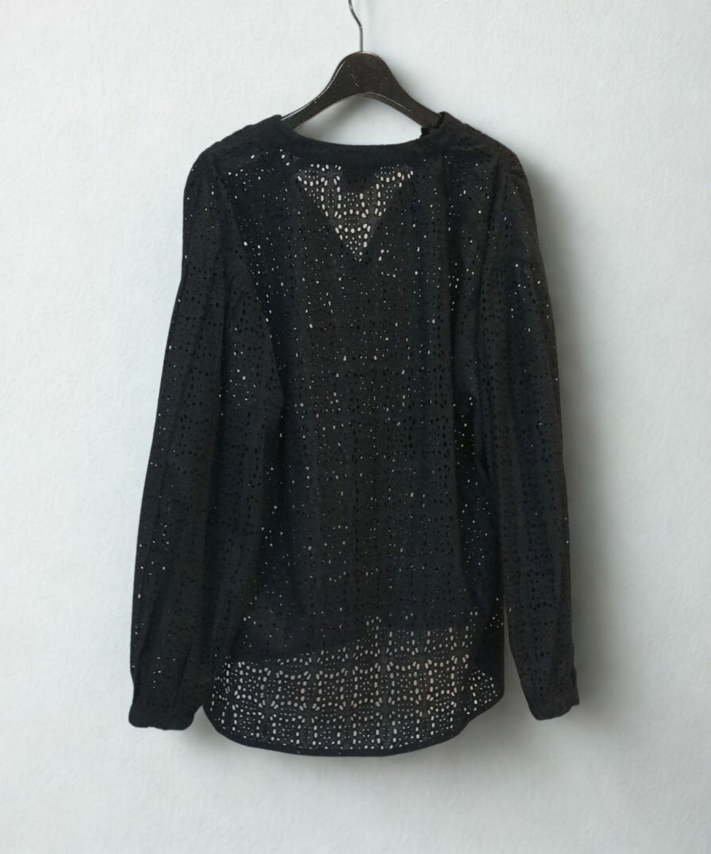 【INDUS luxury for JETSET SOLO PLUS】カットワークレースカフタンブラウス