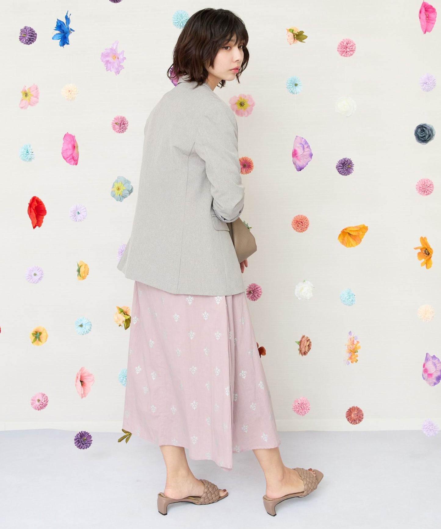 【INDUS luxury for JETSET SOLO PLUS】ホイルプリントVネックフレアワンピース