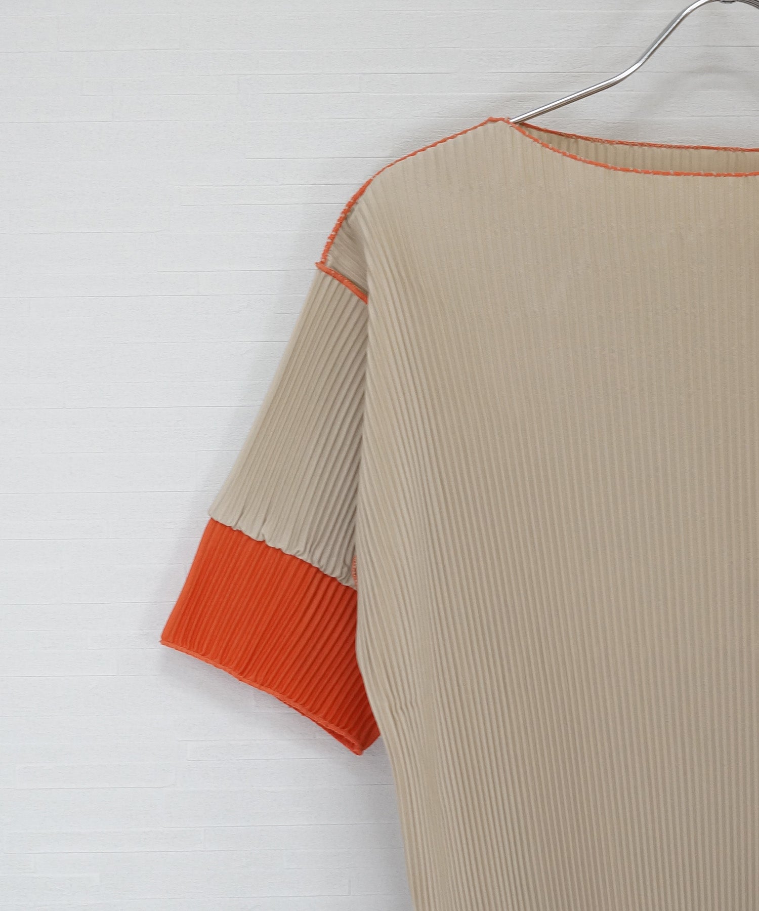 【FONT LAB】プリーツバイカラースリーブカットソー