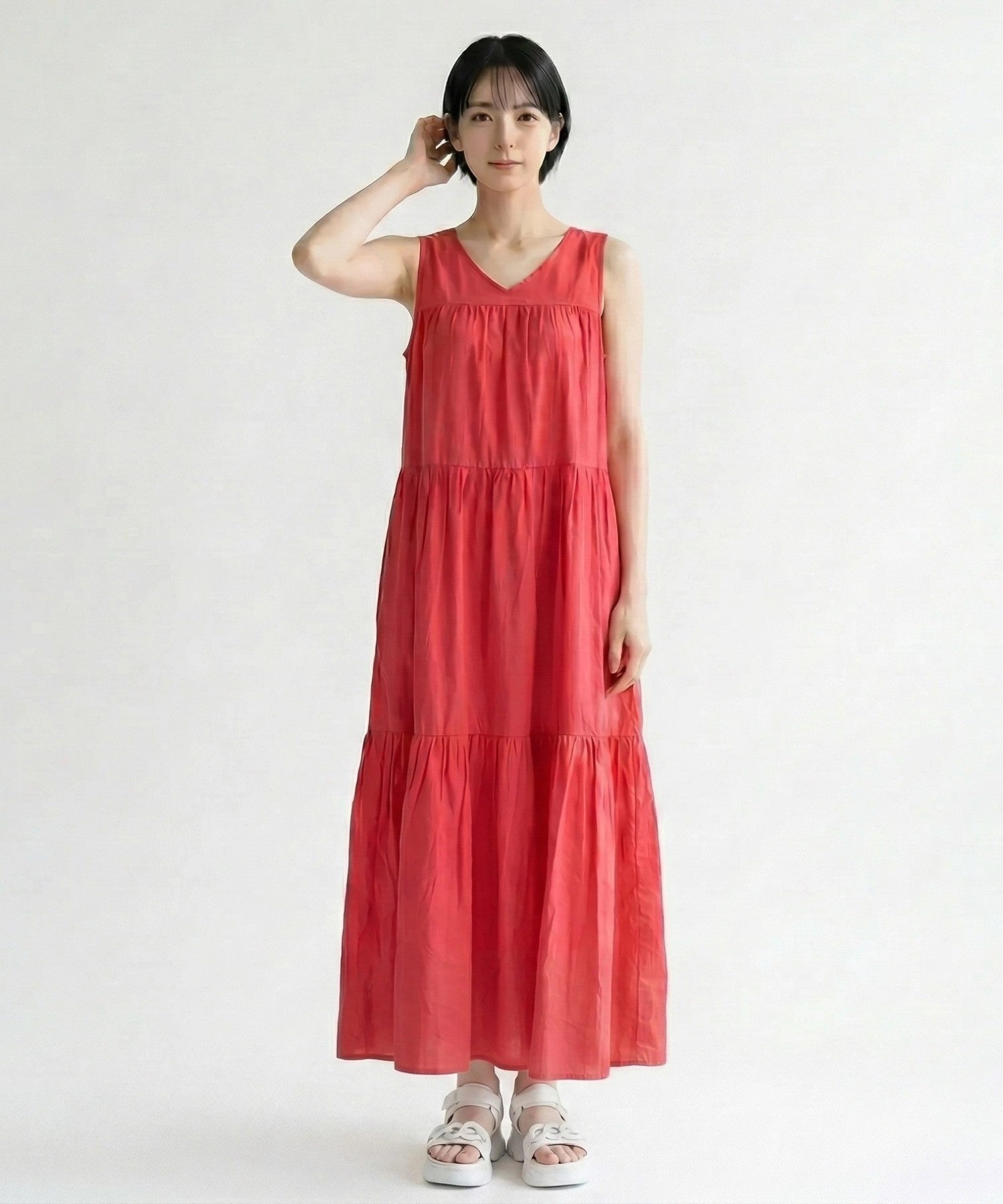 【INDUS luxury for JETSET SOLO PLUS】Vネックティアードワンピース