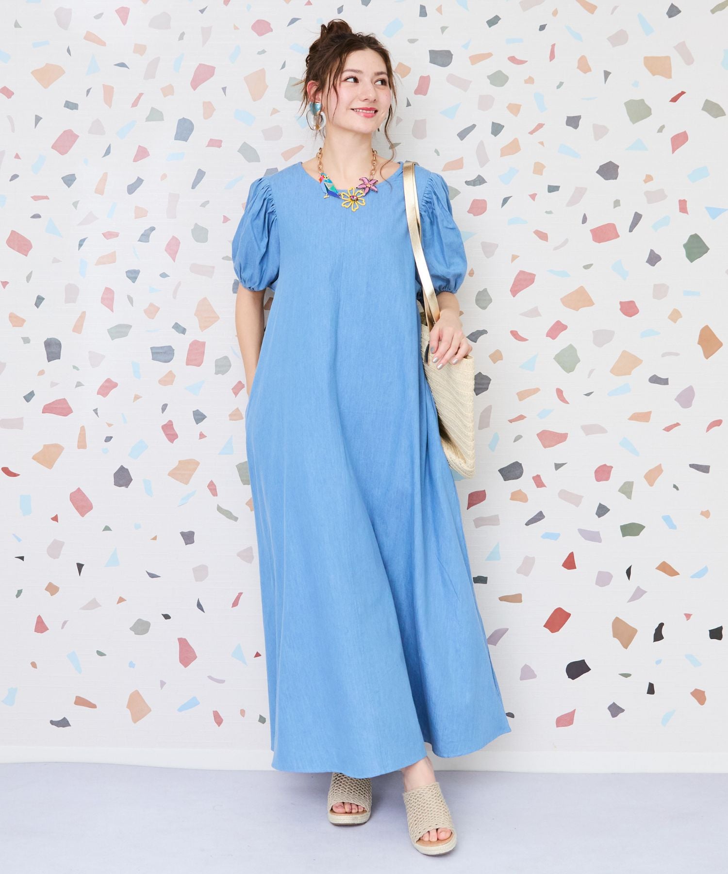 【INDUS luxury for JETSET SOLO PLUS】シャンブレーデニムパフスリーブワンピース