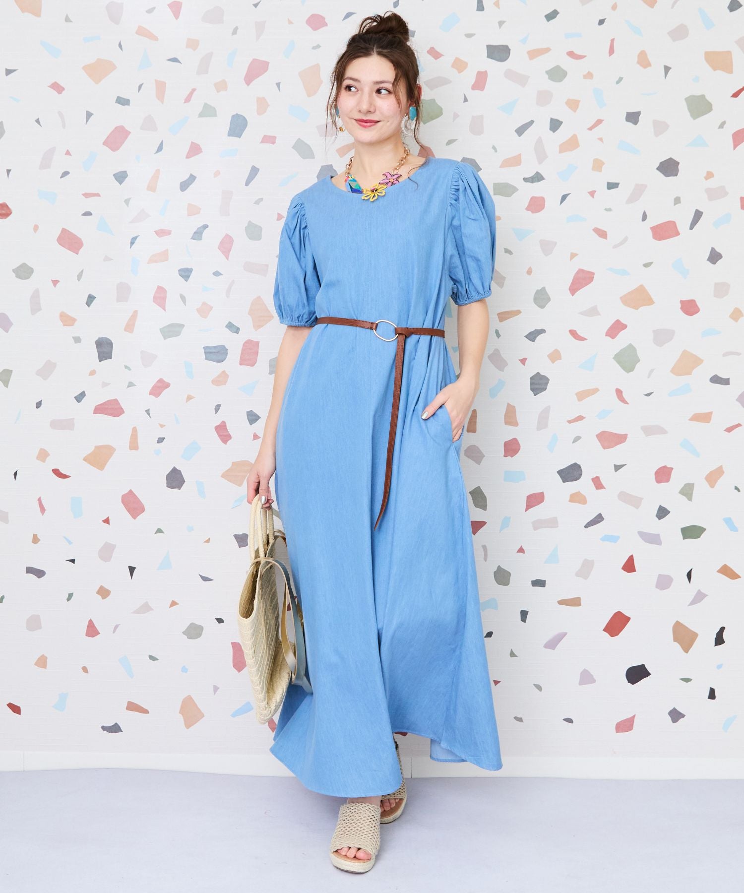 【INDUS luxury for JETSET SOLO PLUS】シャンブレーデニムパフスリーブワンピース