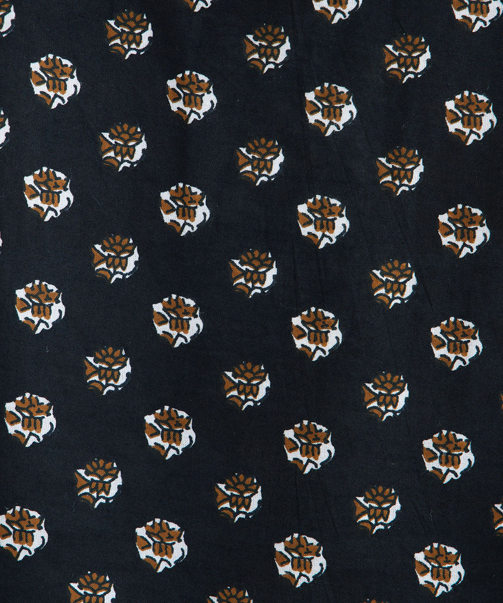 21号(6L~) INDESIGN ボタニカルMIXプリントカフタンブラウス