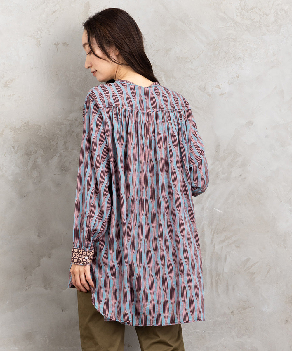 INDESIGN MIXプリントバンドカラーブラウス
