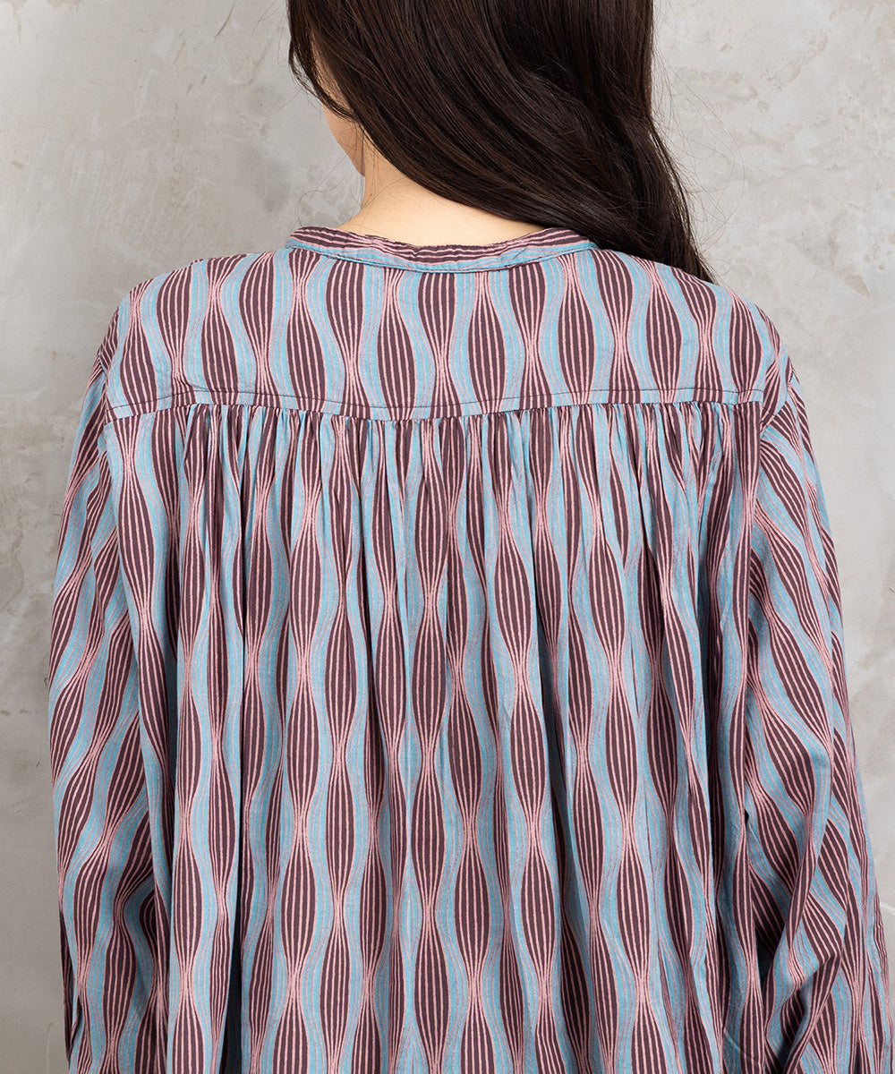 INDESIGN MIXプリントバンドカラーブラウス