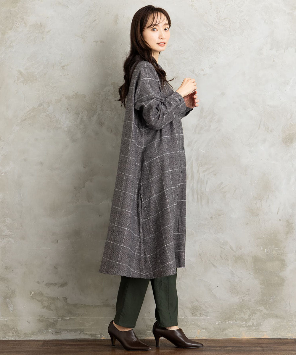 ハイテンションテーパードパンツ