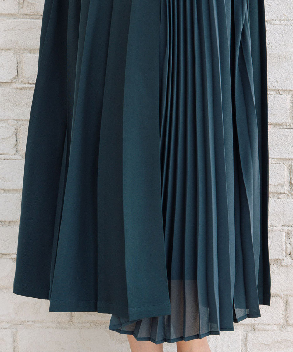 アシメプリーツスカート