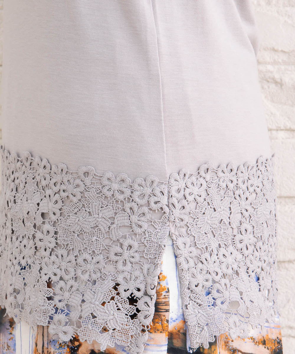 裾レースタンクトップ