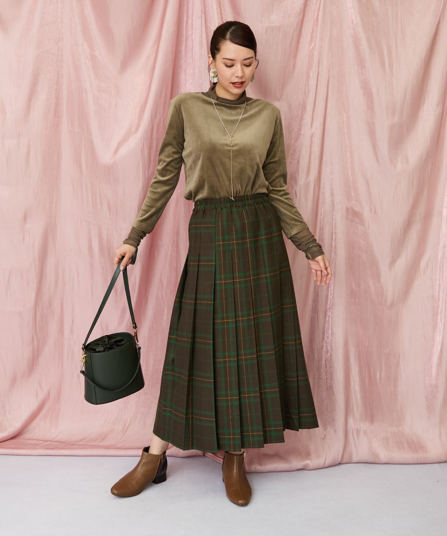 【人気アイテムにつき再入荷・新色追加】【FONT LAB】ベロア×チュールコンビタートル‘25