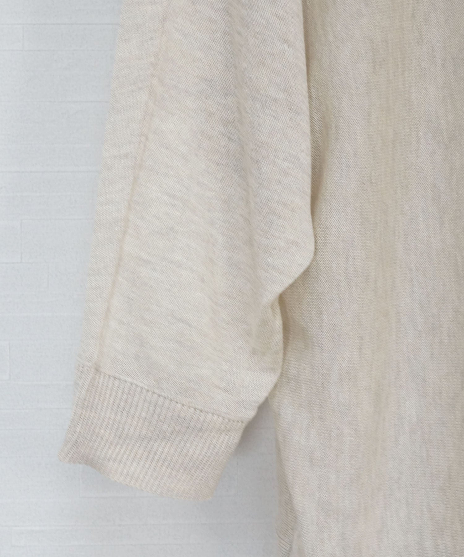 【JETSET SOLO PLUS】スパークリングナイロン清涼ボレロカーディガン