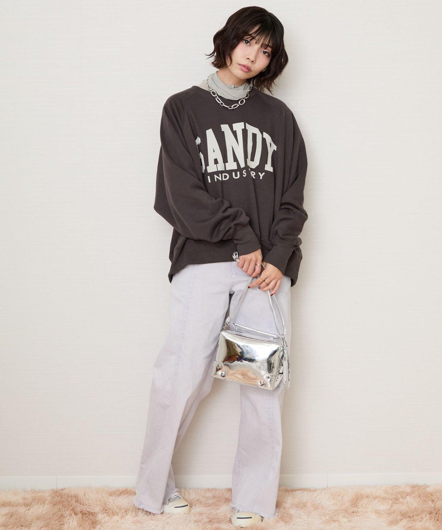 【FONT LAB】カレッジロゴラグランワイドスウェット