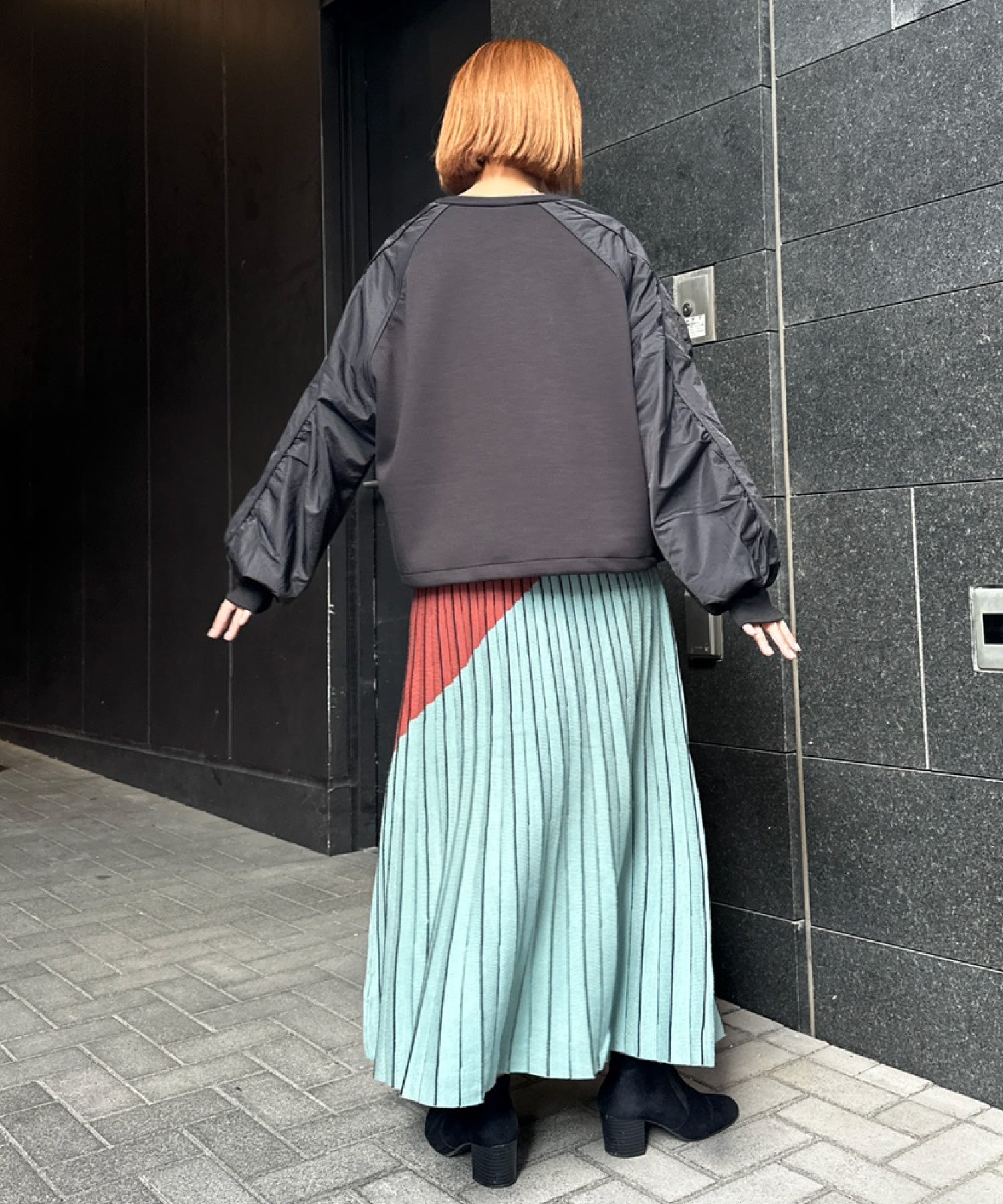 【FONT LAB】ダンボール×ナイロンコンビスウェット