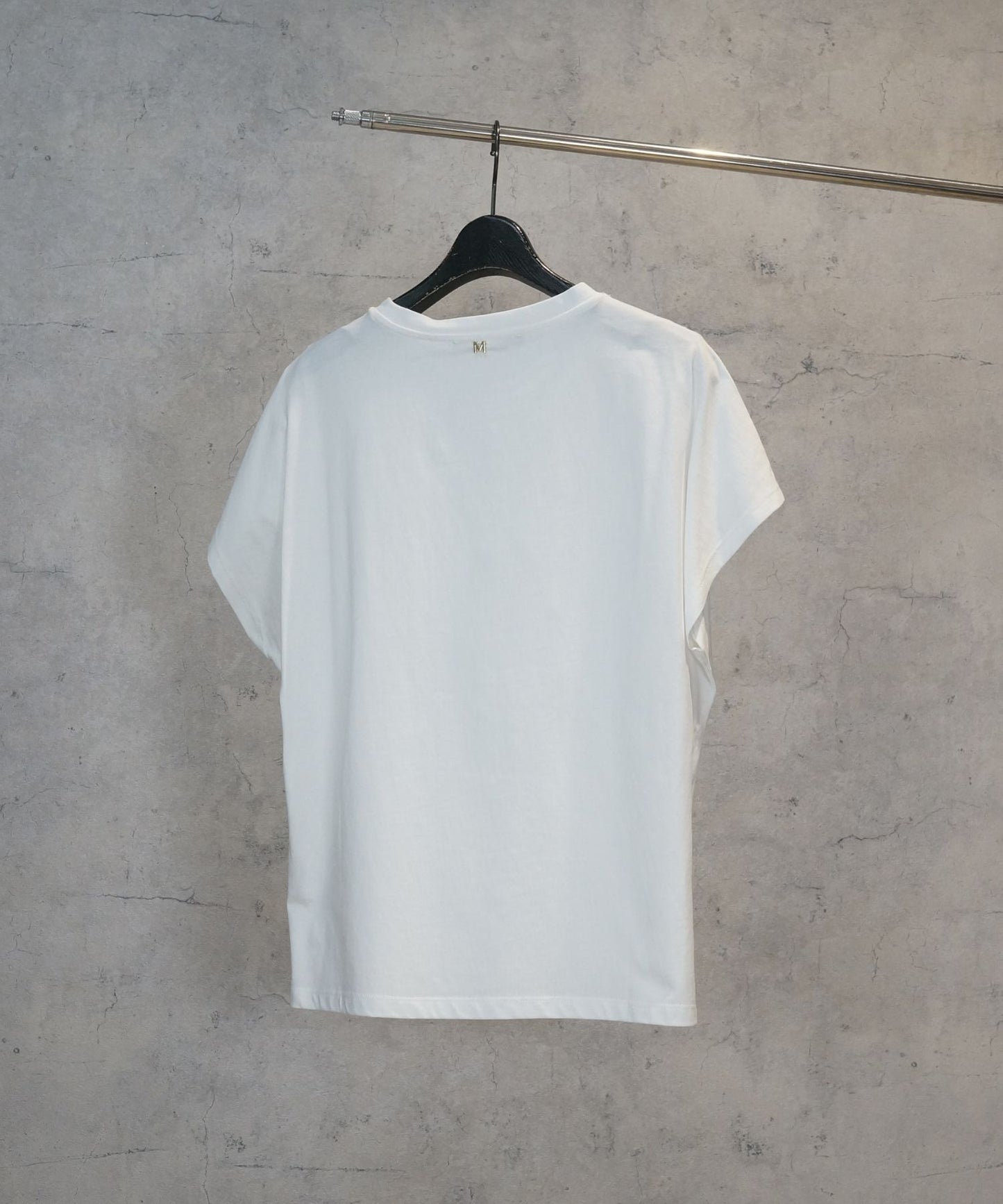 【LOLA CASADEMUNT BY MAITE】ラインストーンディテールTシャツ