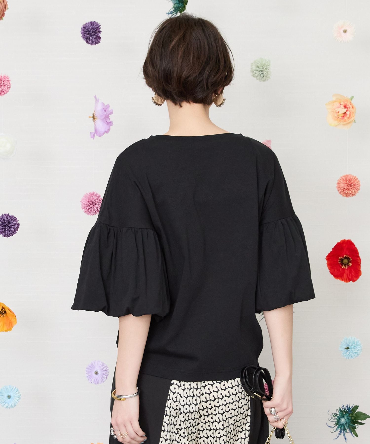 【JETSET SOLO PLUS】ネックレスプリントシルケットTシャツ