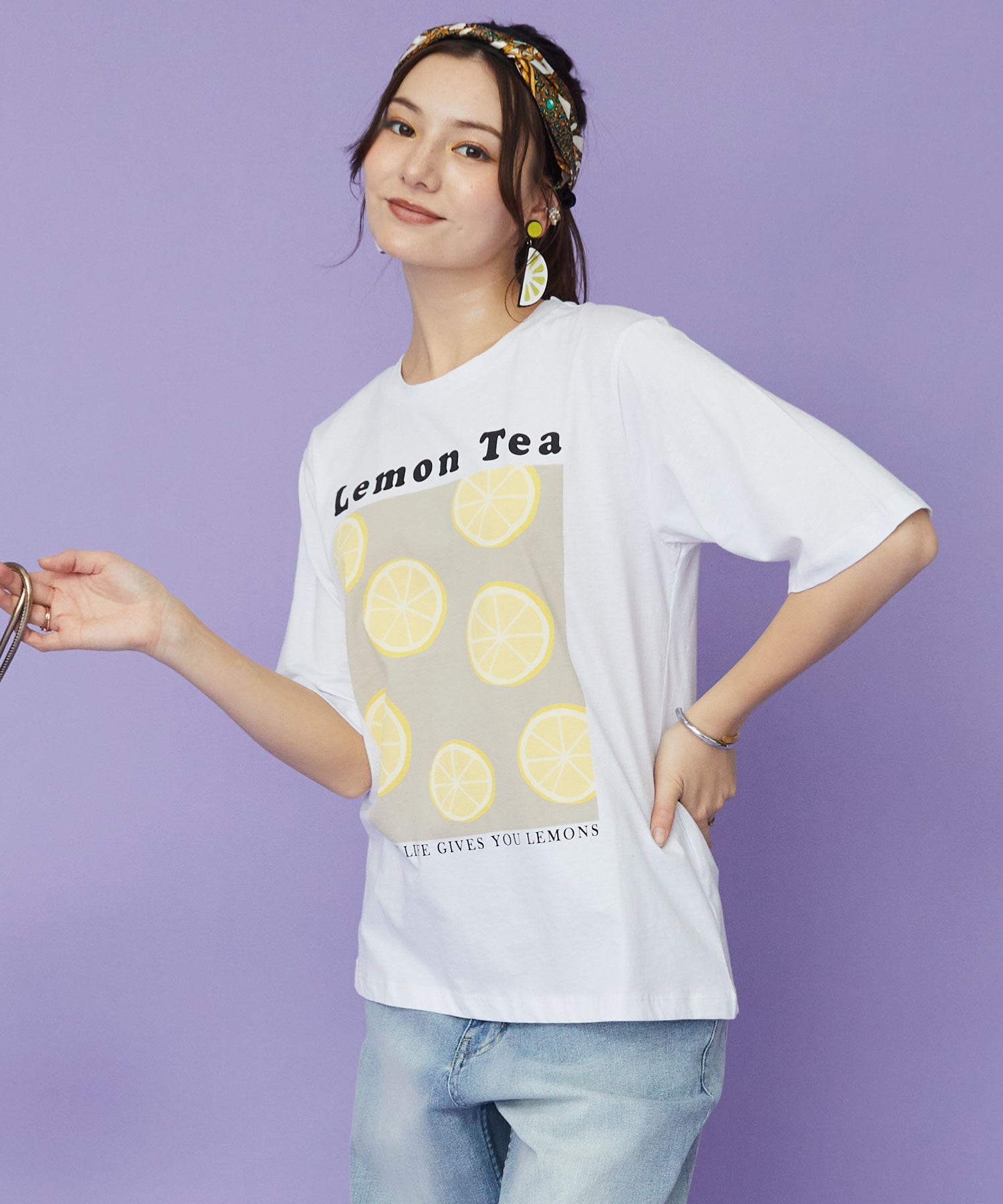 64-5716【KAFFE】フルーツプリントTシャツ