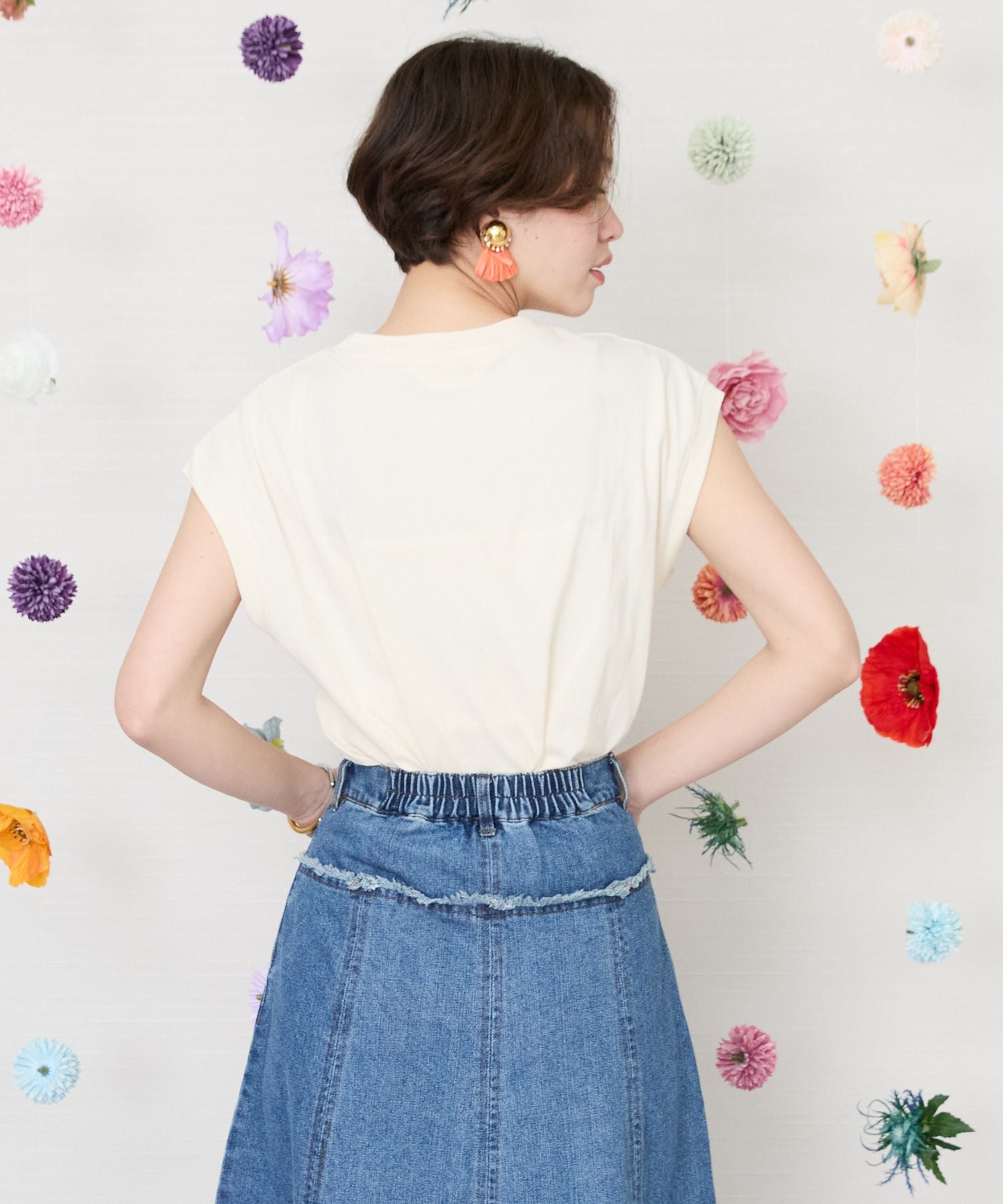 【COMPANIA FANTASTICA】リボンシェニール刺しゅうTシャツ