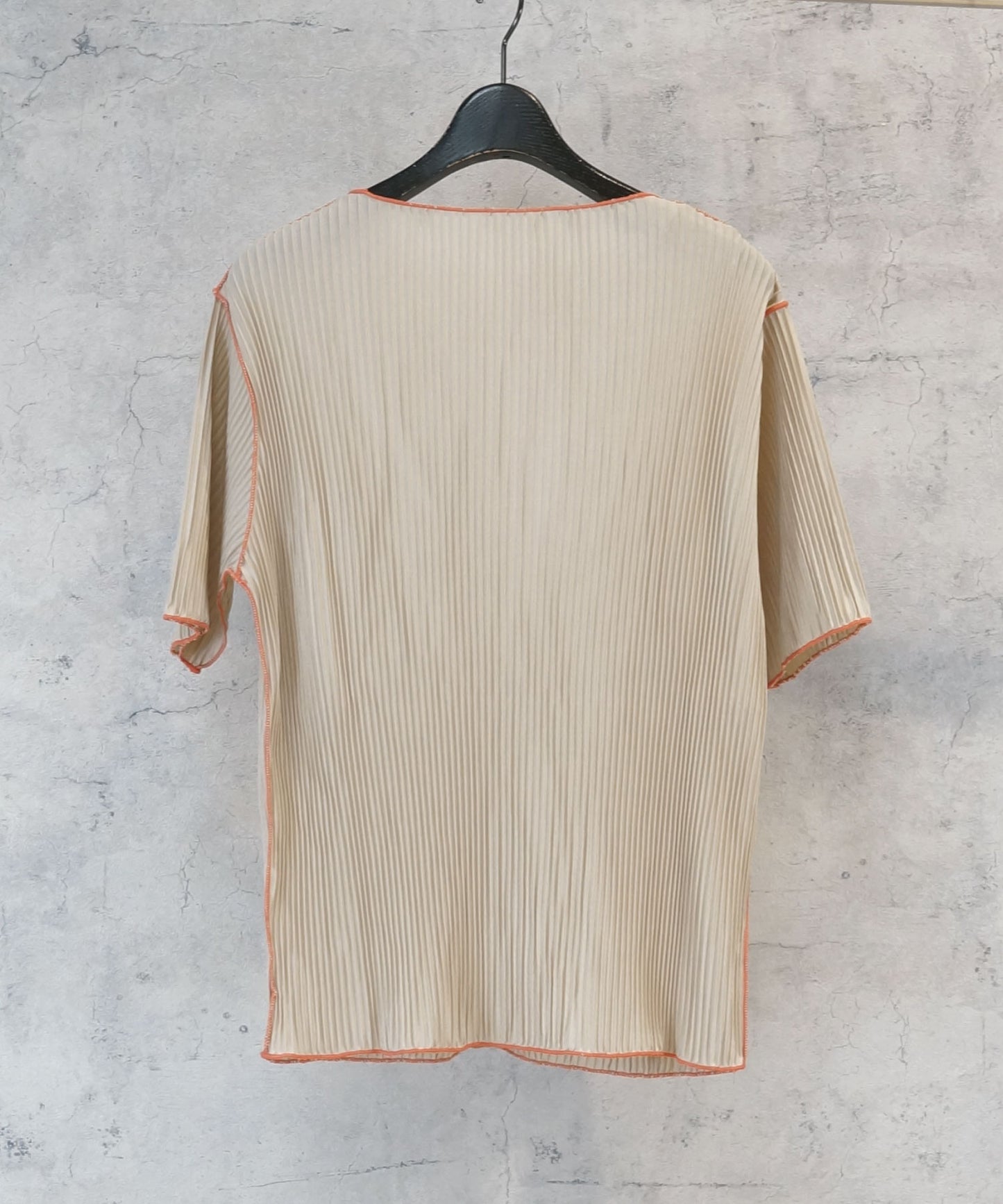 【FONT LAB】プリーツメローバイカラーカットソー