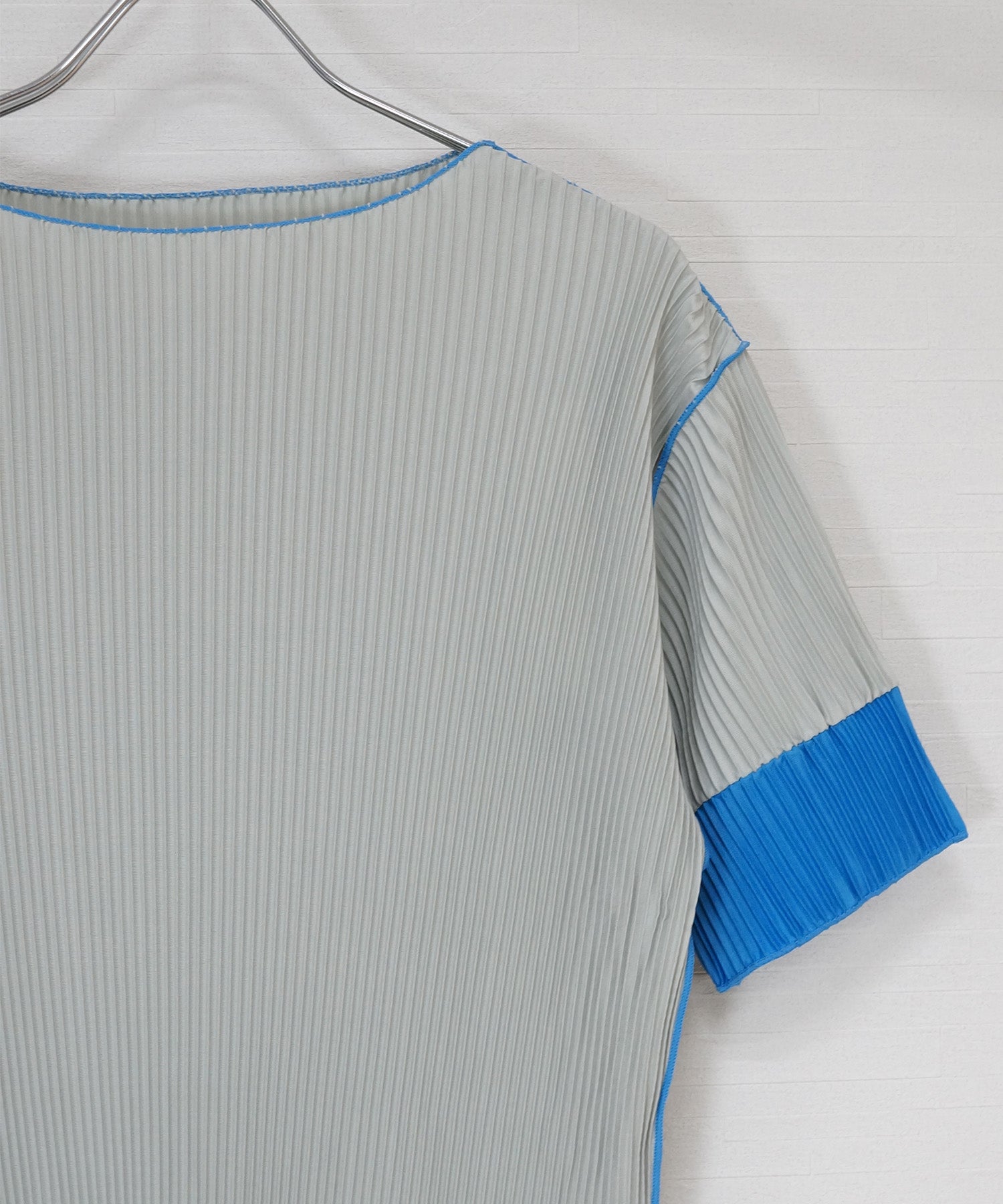 【FONT LAB】プリーツバイカラースリーブカットソー