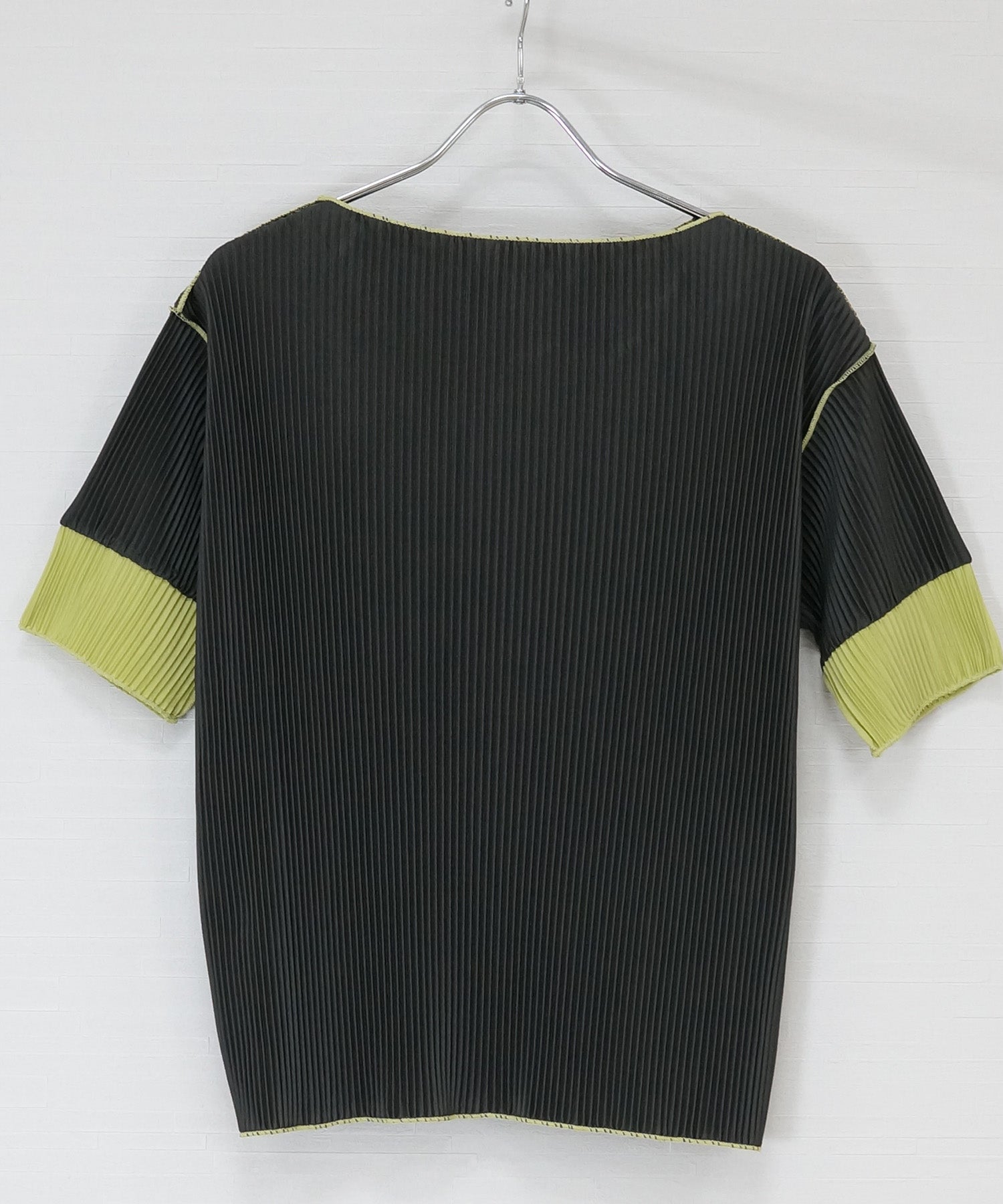 【FONT LAB】プリーツバイカラースリーブカットソー