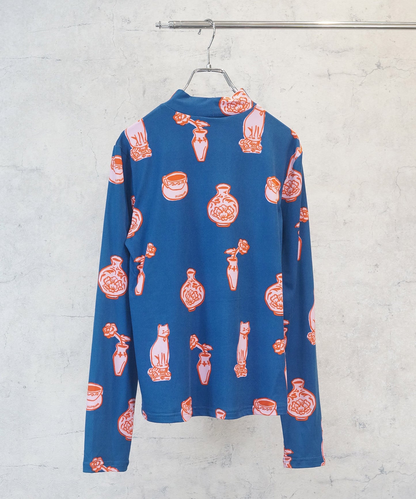 61-5844【COMPANIA FANTASTICA】オブジェプリントハイネック