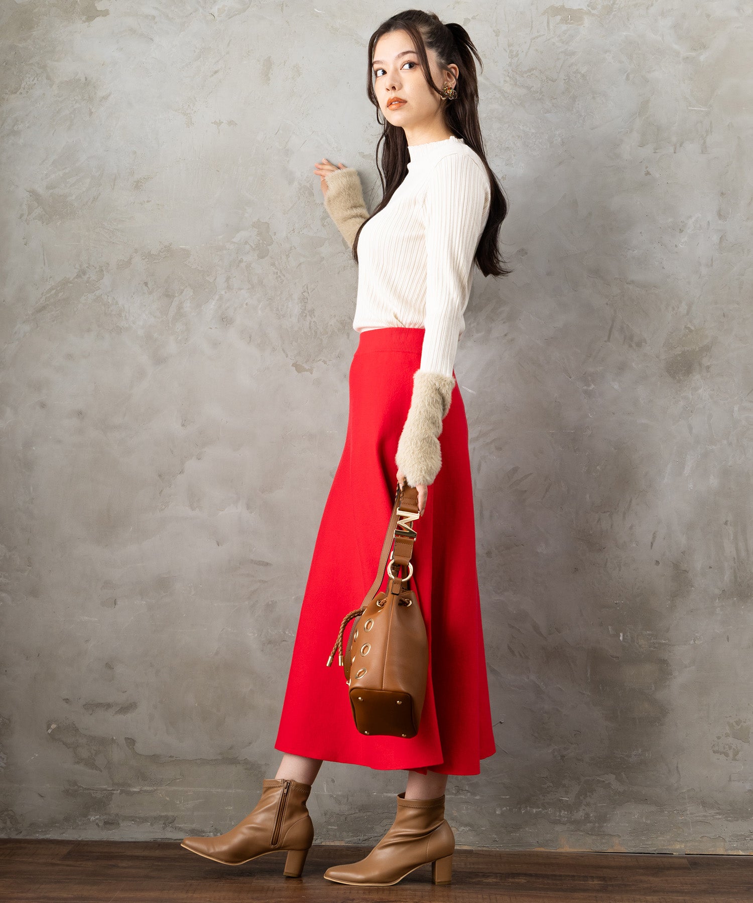 51-5671【FONT LAB】ランダムリブ×ラメシャギースリーブニット