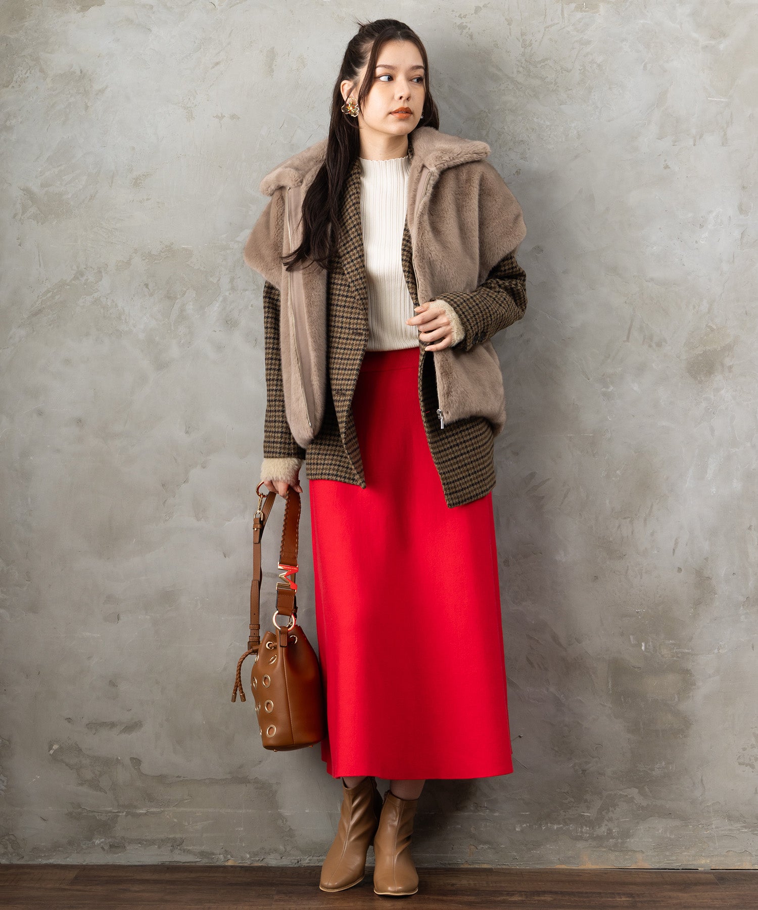 51-5671【FONT LAB】ランダムリブ×ラメシャギースリーブニット