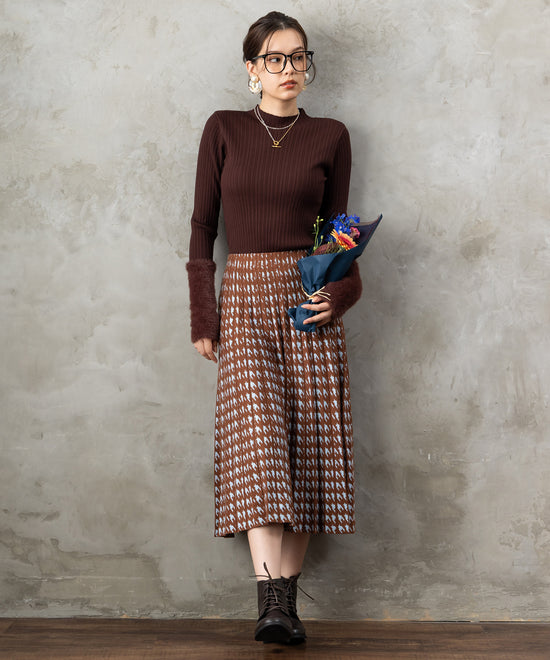 51-5671【FONT LAB】ランダムリブ×ラメシャギースリーブニット