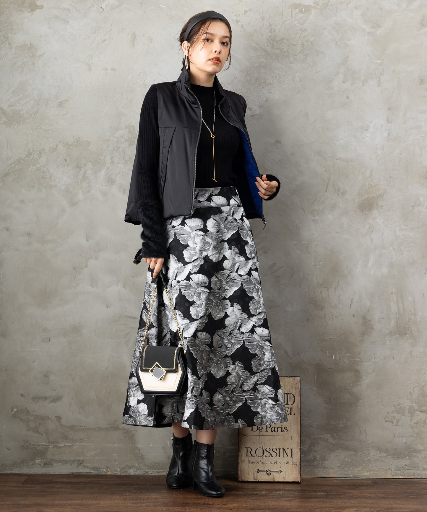 51-5671【FONT LAB】ランダムリブ×ラメシャギースリーブニット