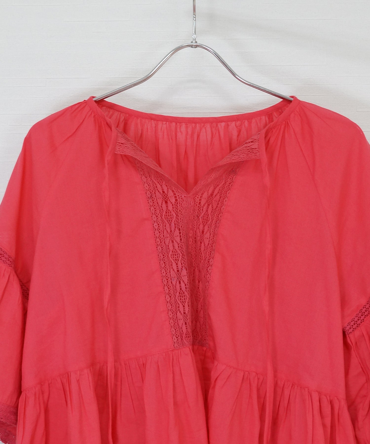 【INDUS luxury for JETSET SOLO PLUS】レースコンビフレアスリーブブラウス