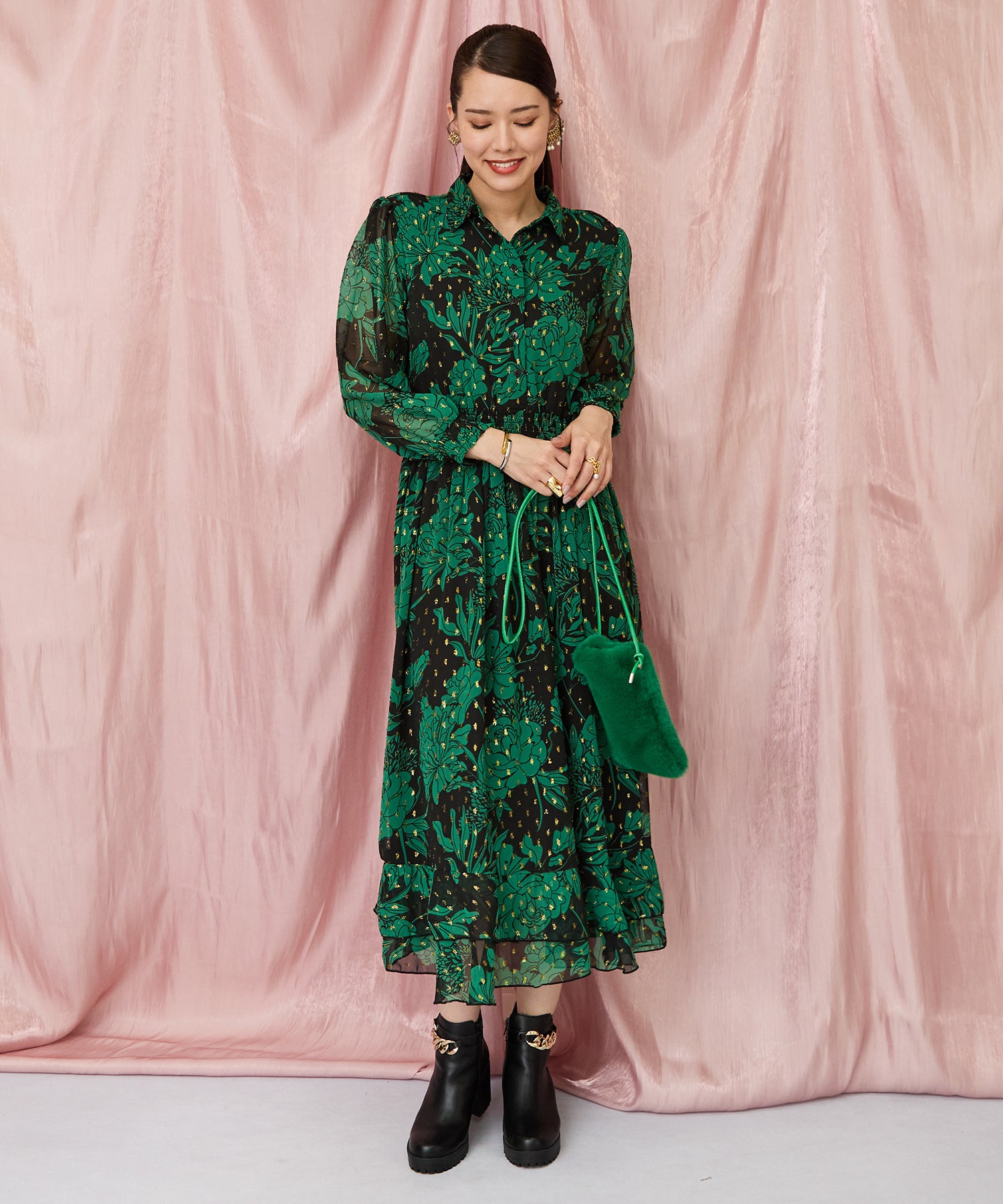 30-6346【WILD PONY】メタリックJQXフラワープリントワンピース