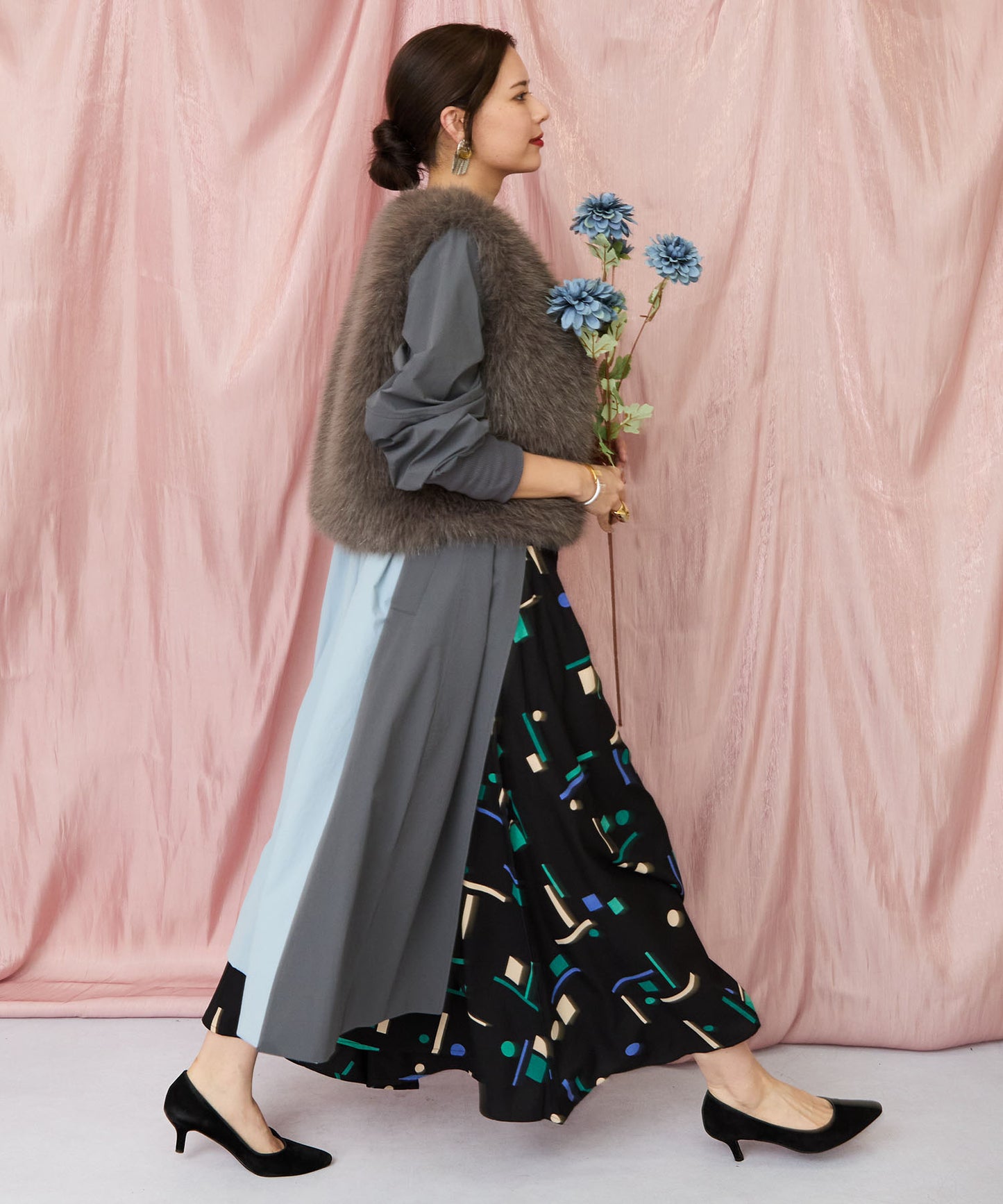 73-5582【FONT LAB】ラメファーベスト