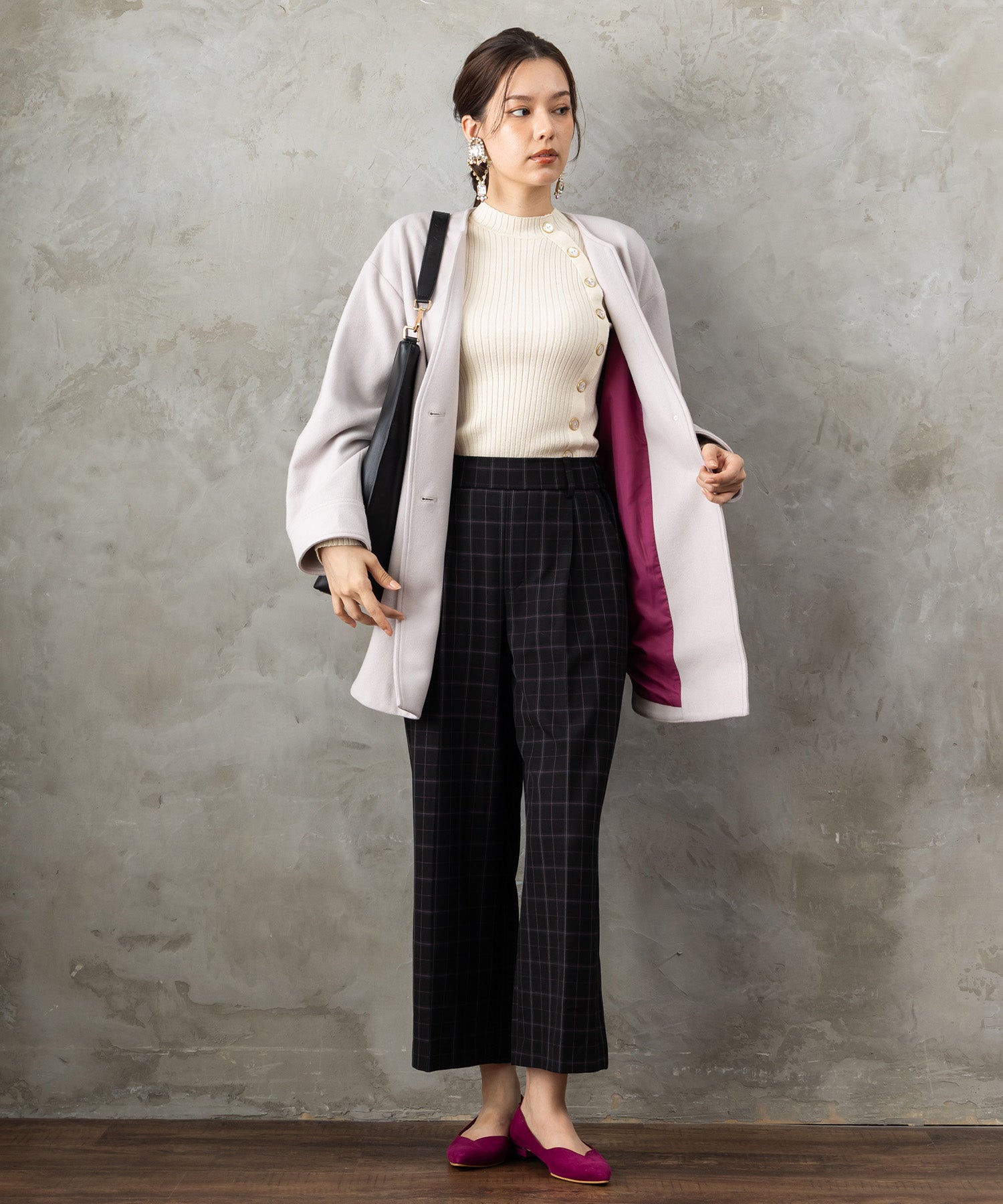 51-5650【FONT LAB】アシンメトリー釦ハイネックリブニット