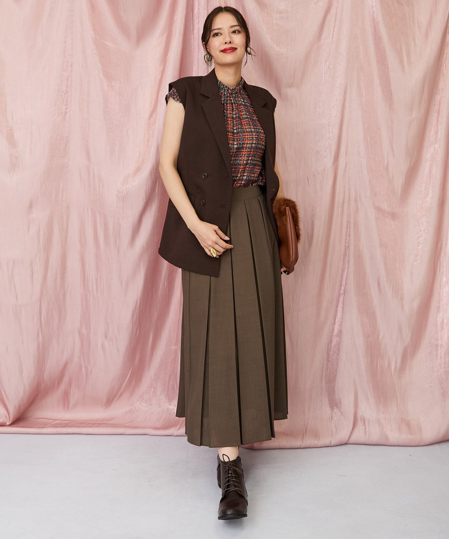 【JETSET SOLO PLUS】ボックスプリーツミディスカート