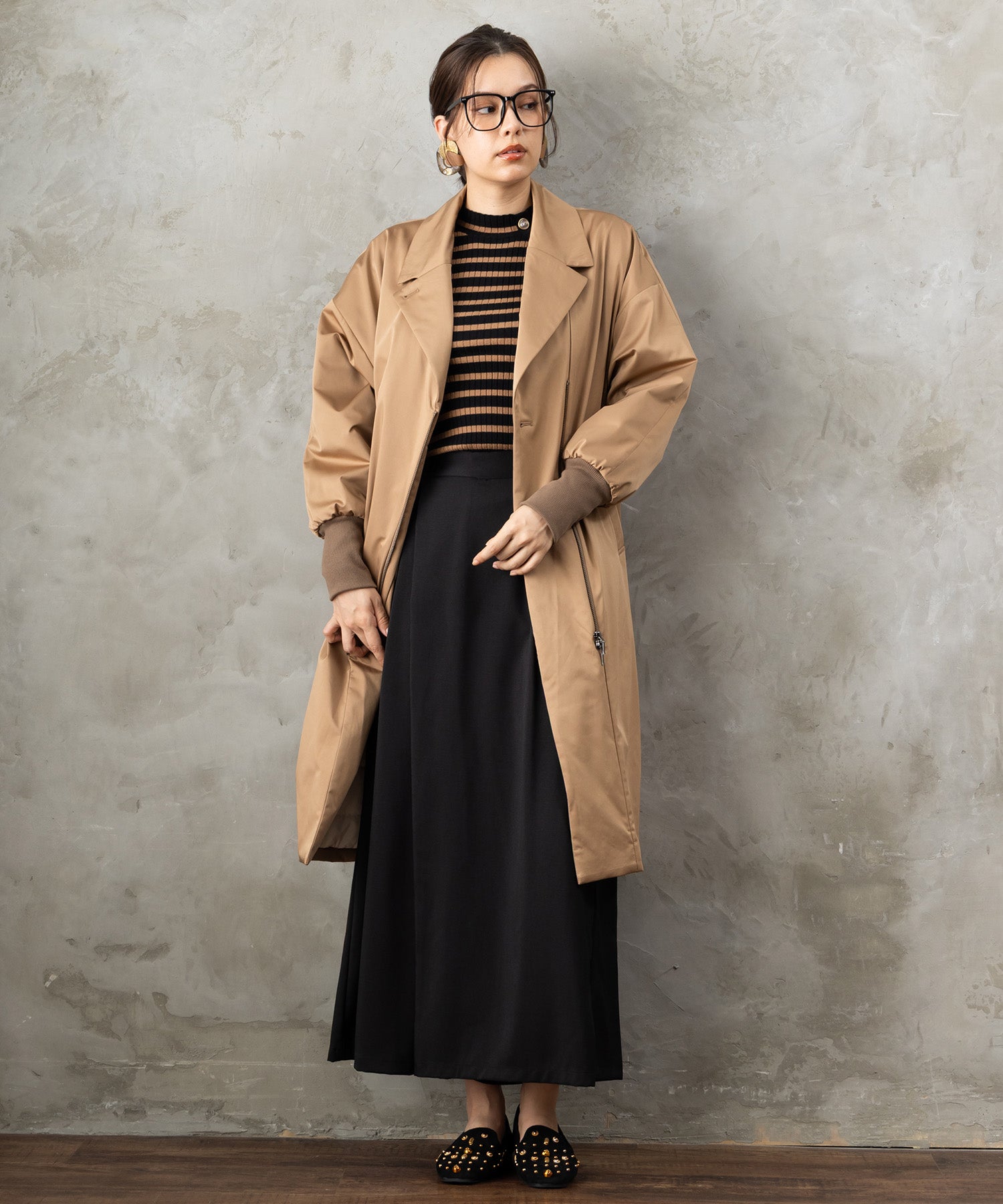 51-5650【FONT LAB】アシンメトリー釦ハイネックリブニット