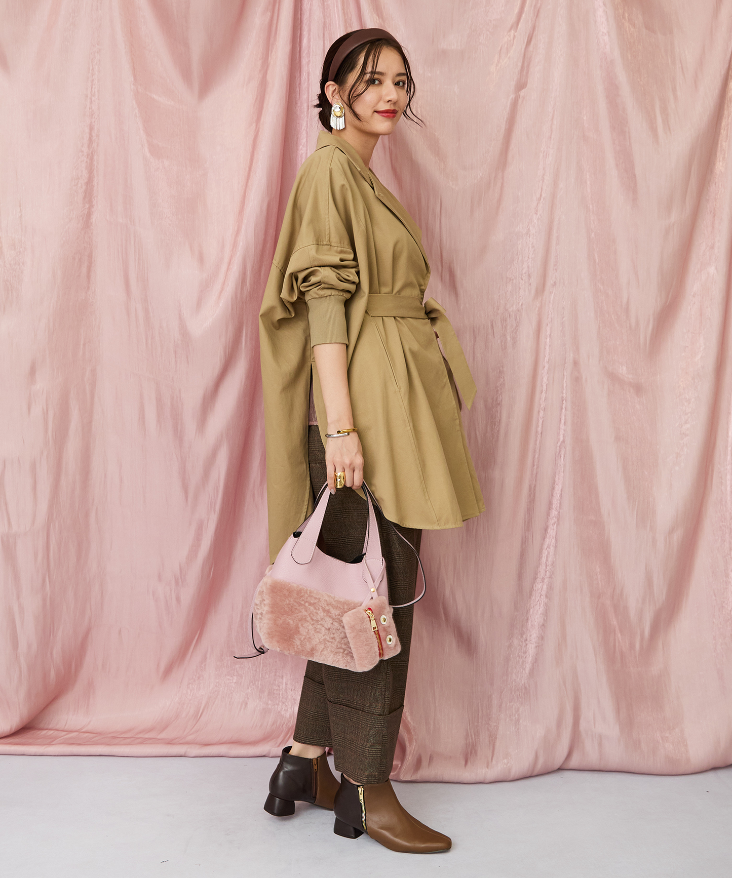 83-6377【RIPANI】ムートンコンビレザーバッグ