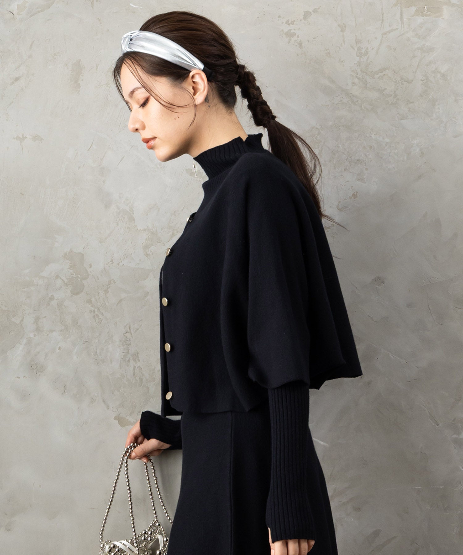 【待望の再入荷!予約受付中】【FONT LAB】バイカラーボトルネック×ケープアンサンブル