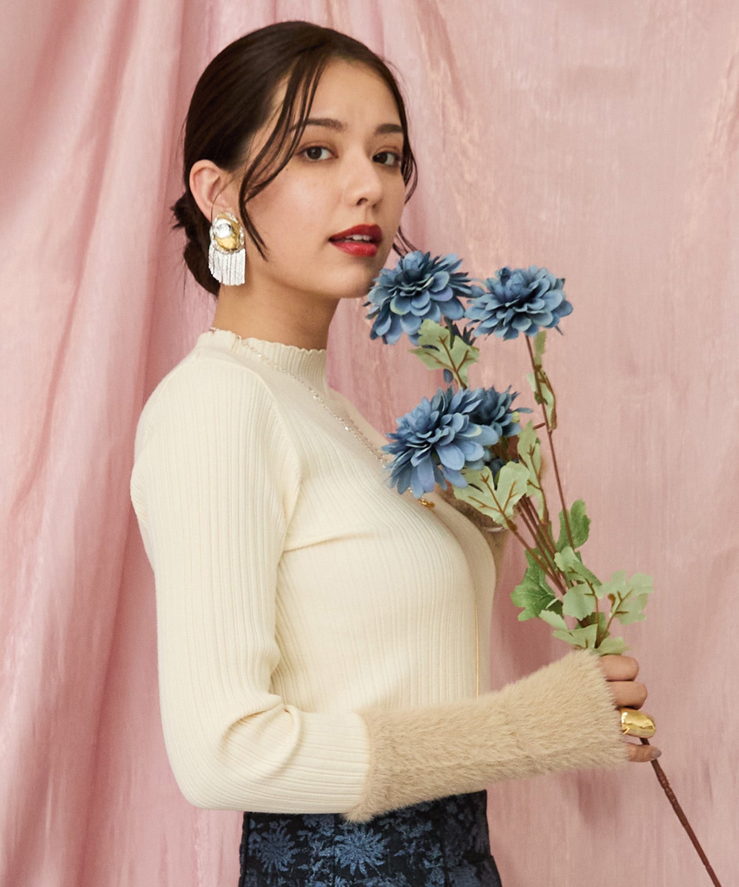 51-5671【FONT LAB】ランダムリブ×ラメシャギースリーブニット