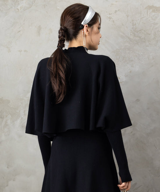 【待望の再入荷!予約受付中】【FONT LAB】バイカラーボトルネック×ケープアンサンブル