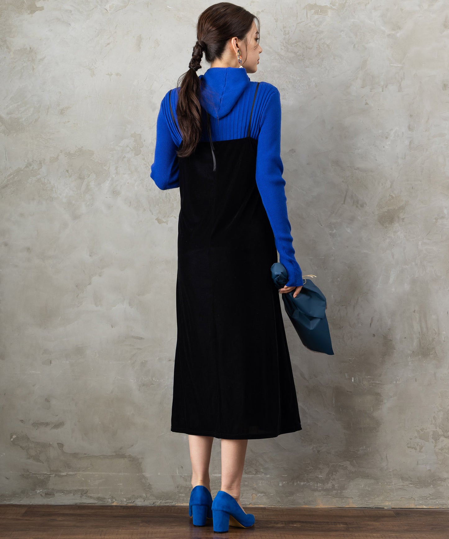 30-6348【FONT LAB】シアーベロアホルターキャミワンピース