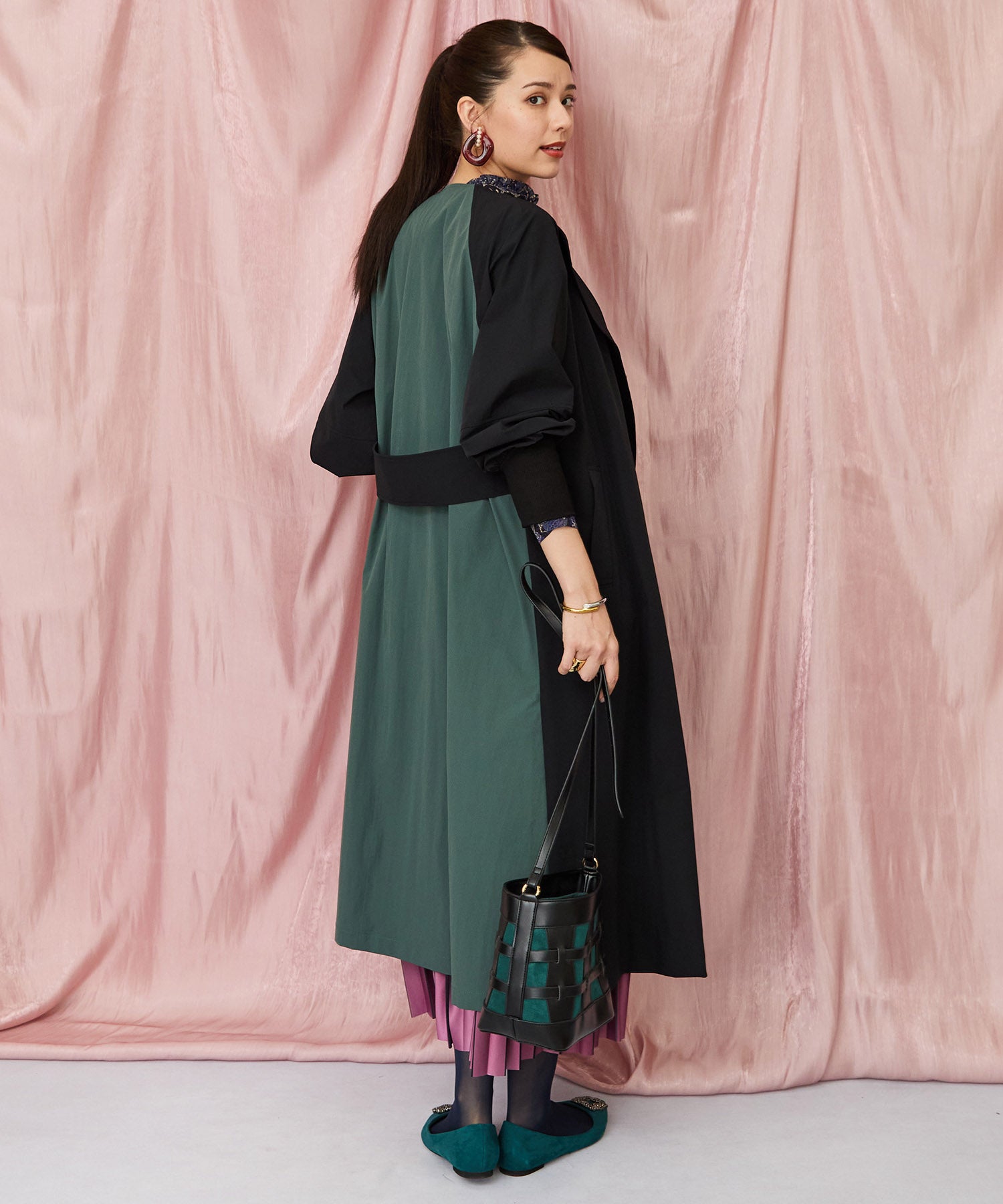 71-5584【FONT LAB】バイカラーリブスリーブコート