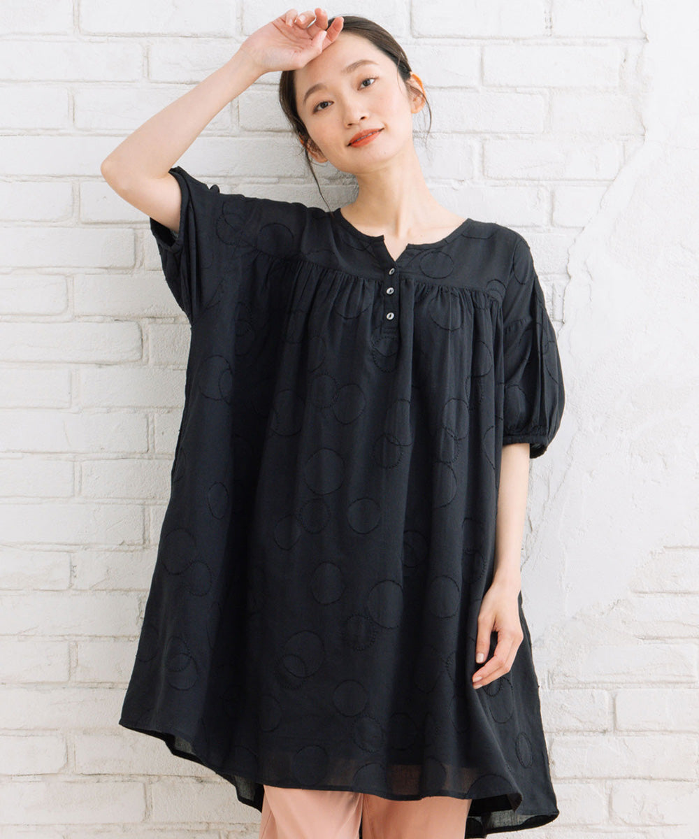 INDESIGN ドットジャガード＆エンブロイダリーチュニック